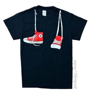 Sneaker T Shirt